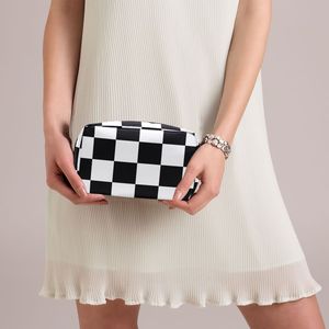 Pochette de maquillage personnalisée à carreaux noirs et blancs, sac cosmétique à damier, sac de toilette portable pour femmes, idéal pour les voyages - Product Image 3