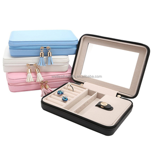 Logo personnalisé en cuir PU organisateur de <span class=keywords><strong>bijoux</strong></span> étui de rangement portable velours petit voyage étui à <span class=keywords><strong>bijoux</strong></span> <span class=keywords><strong>avec</strong></span> <span class=keywords><strong>miroir</strong></span> - Product Image 6