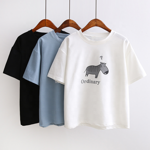 เสื้อยืดคอกลมแขนสั้นโพลีเอไมด์ผ้าฝ้ายลำลองสำหรับผู้หญิงพิมพ์โลโก้แบบออกแบบได้ตามต้องการระบายอากาศ - Product Image 3