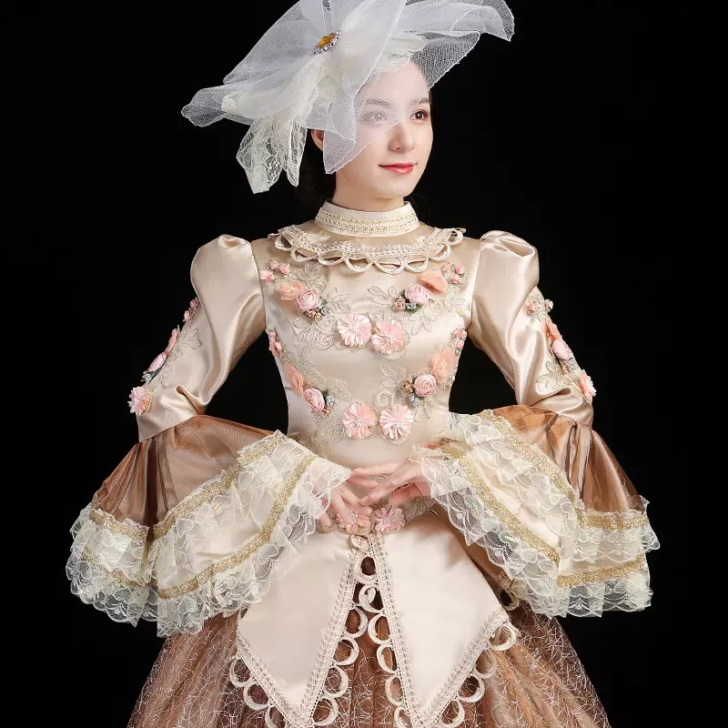 Marie Antoinette Ball Gown - Vintage Rococo Embroidery Costume for  Masquerade, Steampunk & Renaissance Events - Women's Apparel