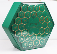 FAVORCRAFTS Calendrier de l'Avent Ramadan Hexagonal de Luxe Personnalisé en Carton Recyclé avec Laminage Mat et Dorure à Chaud – Compte à Rebours 30 Jours