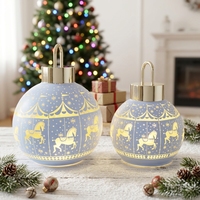 Lanterne en verre blanc avec cheval de Noël pour la décoration et la décoration intérieure avec lumière LED