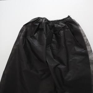 Capa Desechable para Salón de Belleza HENSUN, Tela No Tejida, Antideslizante, Ligera, Negra, Tamaño Personalizado para Spa, Salón, Ducha, Baño - Product Image 6