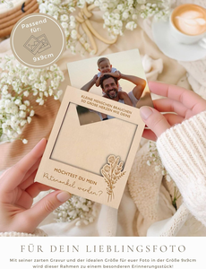 Cornice in Legno Incisa per Album Fotografico, Annuncio di Gravidanza, o Messaggio 'Vuoi Essere il Mio Padrino/Madrina?' - Product Image 5