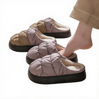 Chaussons d'intérieur chauds et moelleux à semelle épaisse antidérapante pour hommes, femmes et couples, hiver