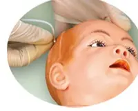 Scienza medica avanzata bambino tre anni allattando modello umano abilità formatore <span class=keywords><strong>ostetrico</strong></span>-<span class=keywords><strong>ginecologo</strong></span> esamina il modello - Product Image 4