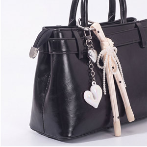 Breloque <span class=keywords><strong>de</strong></span> sac pour poupée <span class=keywords><strong>de</strong></span> mode, collier <span class=keywords><strong>de</strong></span> perles, robe en tulle, pendentif cœur, porte-clés à pompon en ruban, accessoire <span class=keywords><strong>de</strong></span> sac glamour - Product Image 4