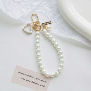 Porte-clés Ours Mignon avec Perle Blanche Transparente, Léger, pour Poignet, Breloque de Sac Téléphone, Cadeau - Product Image 6