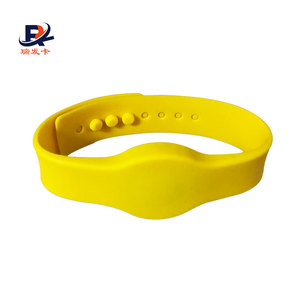 Có thể điều chỉnh không thấm nước RFID dây đeo cổ tay mẫu miễn phí biểu tượng tùy chỉnh RFID NFC cao su có thể điều chỉnh Silicone dây đeo cổ tay - Product Image 1