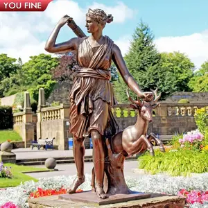 Scultura in bronzo famosa statua di Diana Hunter in bronzo