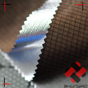 Tela de manta de emergencia aislada reflectante de calor recubierta de plata brillante Ripstop de nailon 15D de peso ultraligero - Product Image 2