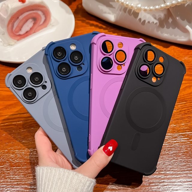 Luxury Soft TPU Silicone Magnetic Wireless Charging Epoxy Crafted Bumper Cover Flying for 14 13 12 15 Pro Max Plus Phone Case