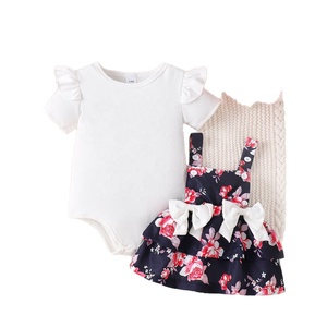 Conjunto de ropa para niñas pequeñas <span class=keywords><strong>con</strong></span> volantes, <span class=keywords><strong>falda</strong></span> <span class=keywords><strong>con</strong></span> tirantes y estampado floral, <span class=keywords><strong>con</strong></span> diadema <span class=keywords><strong>con</strong></span> lazo - Product Image 5