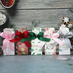 Multi Color European Style Candy Box for Wedding Party Candy Chocolate Food Packing Kraft Paper Gift Box with Ribbon Wholesale