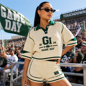 Pull-over en tricot crocheté personnalisé pour homme, manches courtes, style maillot de football, idéal pour le rugby et les tenues de stade - Product Image 1