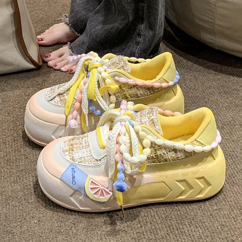 สีเหลือง