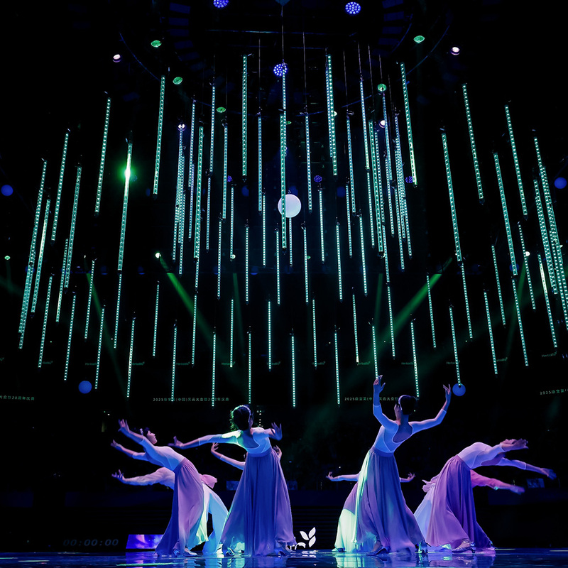 Kinetic Led Tube Lights RGBW Pixel