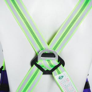 Harnais de sécurité intégral en polyester réfléchissant européen avec double protection dorsale, produit de protection contre les chutes - Product Image 4