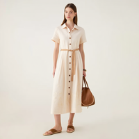 Robe chemise décontractée ivoire pour femme, personnalisable OEM/ODM, à manches courtes, col boutonné, taille nouée, longueur midi, avec détail floral à l'ourlet