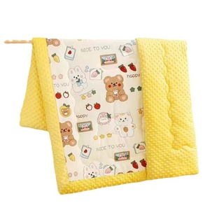 Vente en gros OEM Couverture pour enfants en coton doux à pois polaire lavable Literie en mousseline en tissu de Chine pour cadeau - Product Image 1
