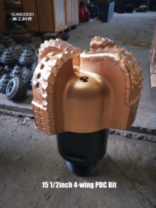 Nhà máy <span class=keywords><strong>8</strong></span> <span class=keywords><strong>1</strong></span>/2 inch <span class=keywords><strong>4</strong></span> <span class=keywords><strong>1</strong></span>/2reg 3 cánh PDC khoan bit dầu cũng khoan bit - Product Image 5