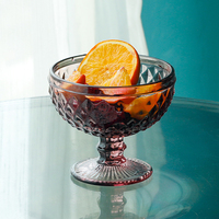 Groothandel Diamant-geëmbosseerde glazen dessertkom met voet 374ml Meerkleurige glazen beker voor servies cadeauset housewarming cadeau