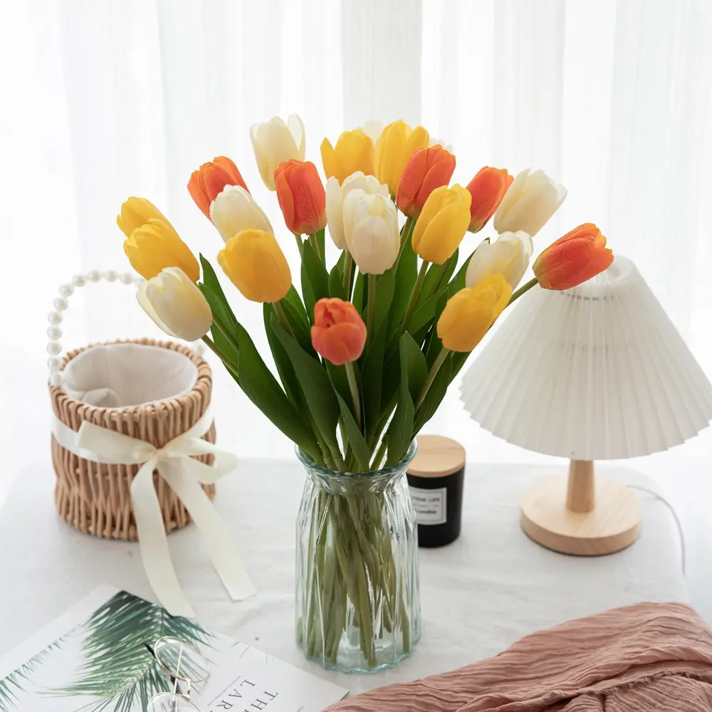Valentine's Day Decorate Flower Wedding Tulips White Flower Artificial Latex Tulip Real Touch Tulips Flower For Home