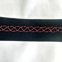 Volant Premium Racing avec emballage en daim et rayons noirs mats brossés