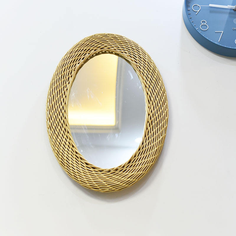 Fleur torsadée dorée ovale 28*39 petite