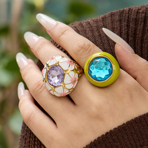 Bague de cocktail géométrique en acier inoxydable plaqué or 18 carats, style <span class=keywords><strong>bohème</strong></span>, avec zircon émaillé, pour <span class=keywords><strong>mariage</strong></span>, vente en gros - Product Image 3