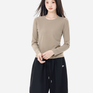 เสื้อยืดแขนยาวสีขาว 230 กรัม ผ้าฝ้าย 91.5% ผ้ายืด 8.5% ทรงเข้ารูป คอกลม สำหรับผู้หญิง - Product Image 2