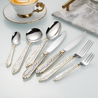 Ensemble de couverts en acier inoxydable 304, finition dorée gaufrée et poli miroir, comprenant fourchette, couteau, cuillère, cuillère à salade, cuillère à café et cuillère à dessert