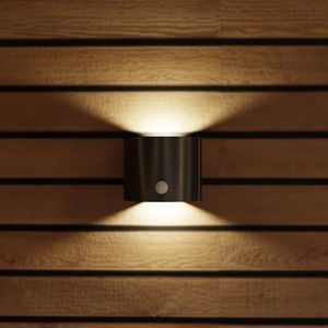 Lampe solaire LED pour paysage haut et bas Appliques murales solaires étanches pour l'extérieur - Product Image 4