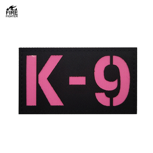 Bagliore colorato nel buio chiedi di accarezzare il cane di servizio Patch cane di servizio Patch di K-9 verde bandiera rosa Patch per la borsa tattica uniforme - Product Image 2