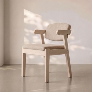 Fauteuil rembourré moderne GQK en tissu microfibre avec structure en bois, design scandinave, chaise de salle à manger pour la maison et le salon - Product Image 3
