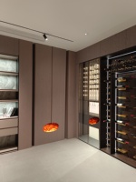 Plateau à vin en acrylique moderne de luxe Bling Bling avec armoires à vin en placage de bois naturel léger