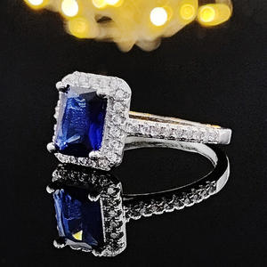 Fabriqué en Chine <span class=keywords><strong>Zales</strong></span> anneaux <span class=keywords><strong>de</strong></span> mariage vert bleu noir blanc rose Zircon échantillon conceptions <span class=keywords><strong>de</strong></span> bague <span class=keywords><strong>de</strong></span> mariage - Product Image 6