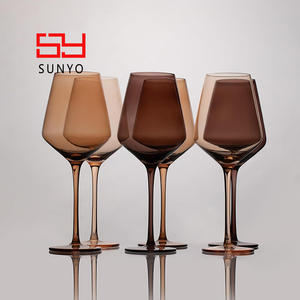SUNYO 16.5oz Venus Coleção Vidros Elegante Colorido Vinho Óculos Conjunto De 6 Stemmed Vidro De Vinho Marrom Com Borda Fina - Product Image 1