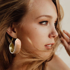 Wholesale exaggerated European and American style <b>large</b> <b>hoop</b> <b>earrings</b>, trendy and fashionable PU leather <b>earrings</b> - Product Image 1
