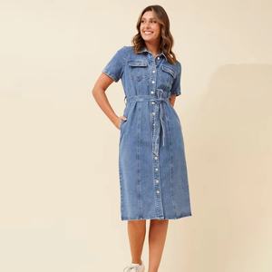 เดรสยีนส์ OEM รุ่นปี 2025 แบบสั่งทำพิเศษสำหรับผู้หญิง แขนสั้น ความยาวปานกลาง ชุดเดรสผ้าเดนิมสำหรับฤดูร้อน - Product Image 1