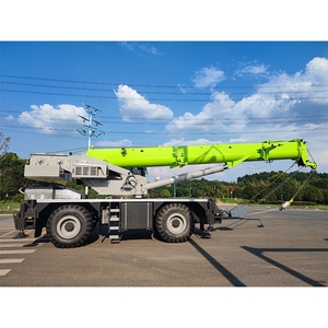 Grue tout-terrain Zoomlion ZRT300 de 30 tonnes haute performance à prix avantageux - Product Image 1