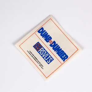 Étiquettes en coton imprimées personnalisées de haute qualité pour vêtements - Product Image 1