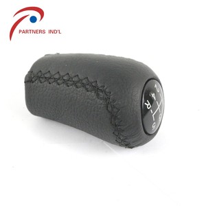 MAZDA M3 BK BL 5 CR CW 6 II <span class=keywords><strong>GH</strong></span>, cubierta de cuero negro para 5/6 velocidades, para coser a mano, perilla de palanca de cambios - Product Image 3