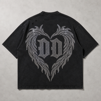 Kaos Katun Tebal Hitam Pria dengan Cetakan Gambar Masker Gas di Depan, Logo Gothic di Belakang, Model Distressed Boxy Streetwear, OEM Custom