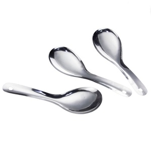 Cuchara de arroz de acero inoxidable, cucharón grande con mango liso, diseño moderno y minimalista con acabado pulido. - Product Image 4