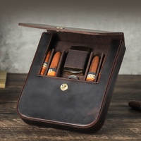 Ensemble de humidor à cigares en cuir Crazy Horse rétro moderne, 4 pièces avec fermeture magnétique, boîte de rangement pour accessoires à rabat