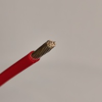 Cable Eléctrico Industrial HB6150-88 de Cobre Trenzado Plateado con Aislamiento de Fluoroplástico 250C 600V