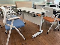 Table pliante moderne Table de formation pliable Table de conférence modulaire rabattable pour le bureau et l'école