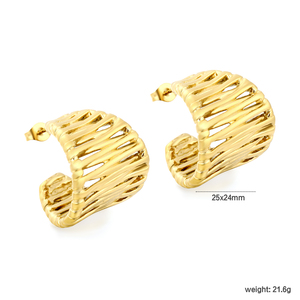 Boucles d'oreilles créoles torsadées texturées en acier inoxydable plaqué or 18 carats pour femme, forme irrégulière, large cercle tressé, vente en gros - Product Image 4