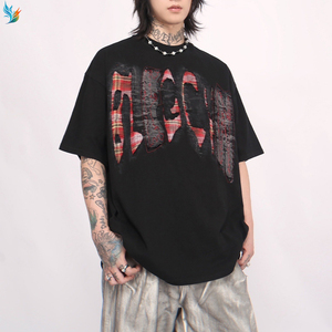 เสื้อยืดผู้ชายแฟชั่นสไตล์อเมริกันทรงโอเวอร์ไซส์ ผ้าคอตตอน 100% หนัก 180 กรัม ทรงหลวม สตรีทแวร์ Y2K สกรีนลายตามสั่ง - Product Image 2